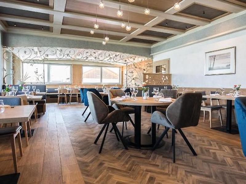 E85649F227E0A4431EC53D0EFDB4A3FD