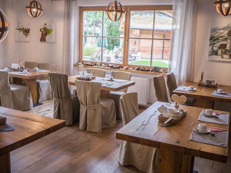 1CDFF152E16E036DD8B027C401C6A5C8