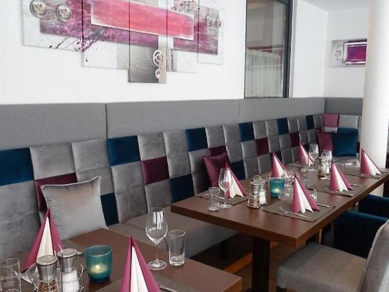 3B8D9BC42C5E2E5CCF5B6F739D343784