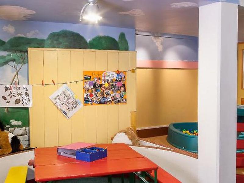 90B28717951E143666668A08AD41C218