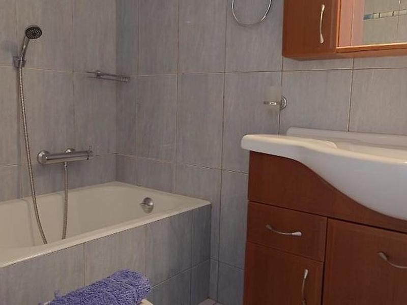 8E3E1ED9B00D824ACB7362A49D036DCD