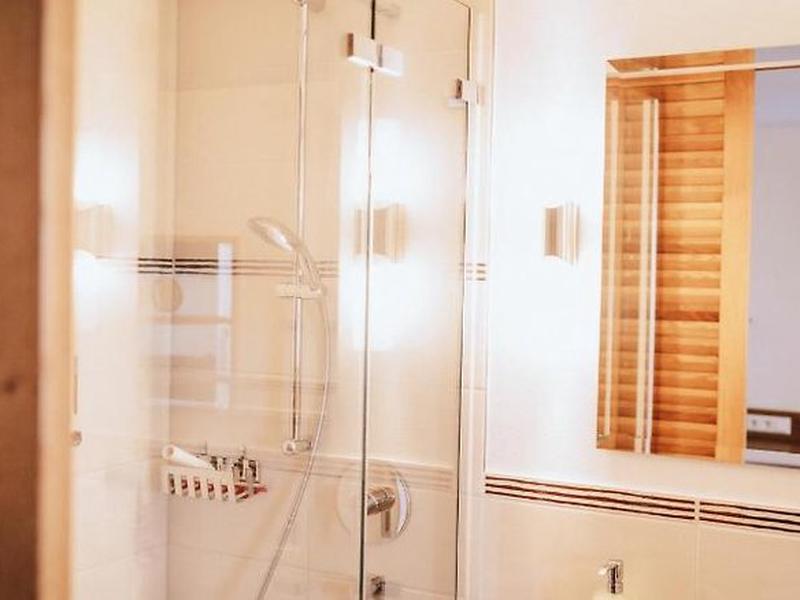 C2B5967CC5E4BFF9370AF4244B91EB71