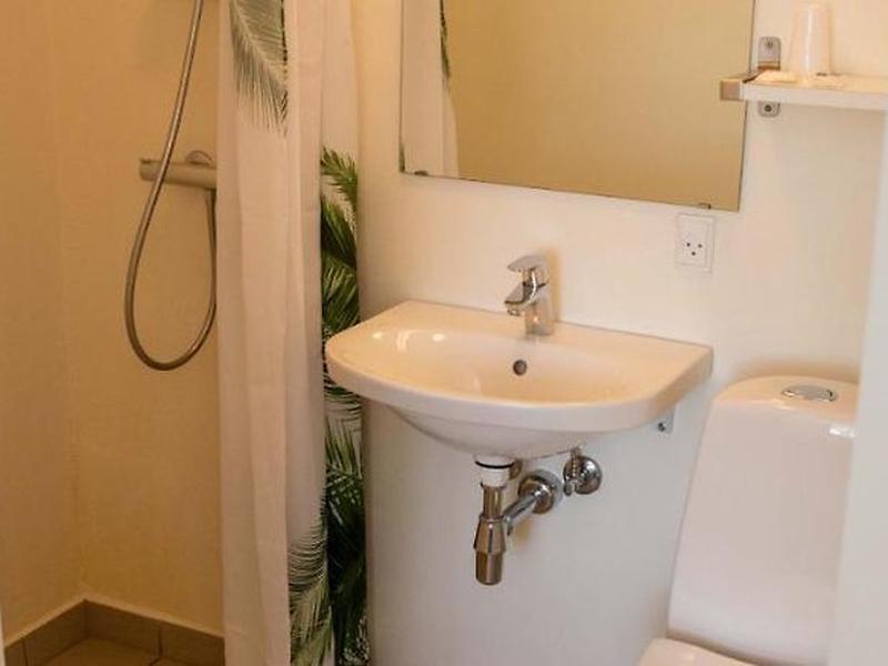 13AD410D3D34E9E4FAD07F5FCE9887D0