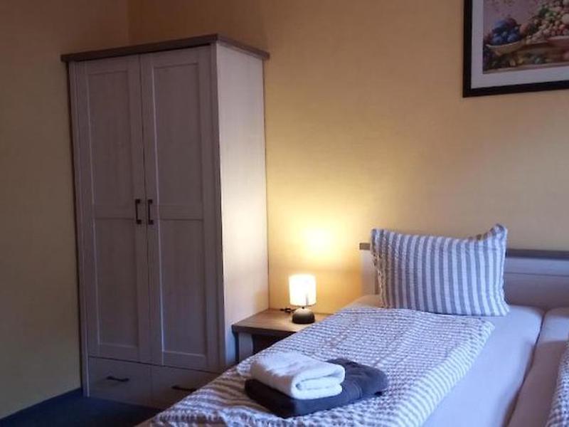 2094BF58EEF59EFB57A397BA04AF45D8