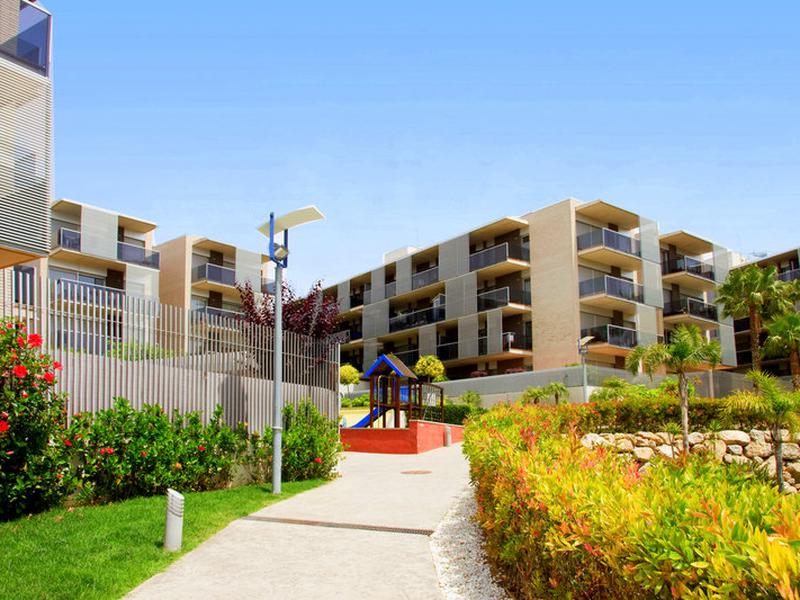 CBE38F658D1B5D1DE6AF1A824097013E