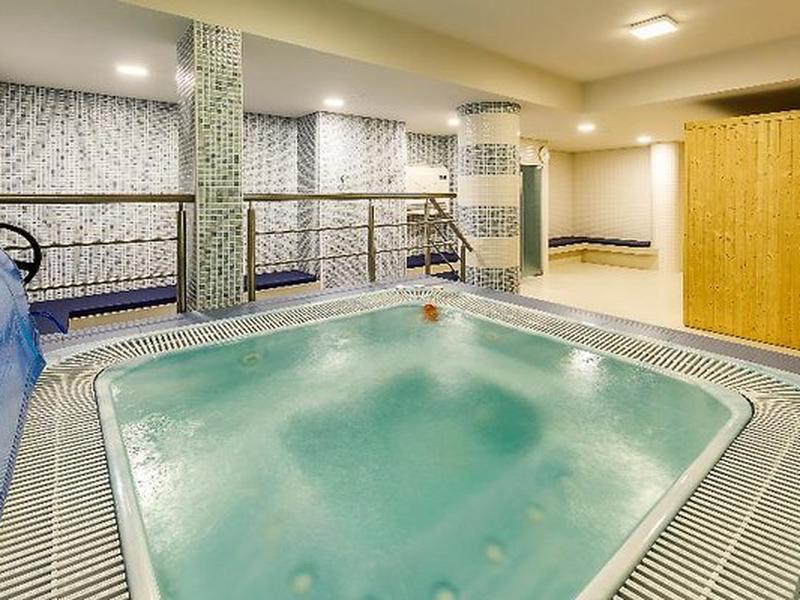 C81593AF0A7B8A6A5313759218E5EA4D