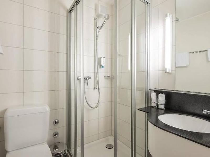 8C31513DEA713C912677AEBE70573731