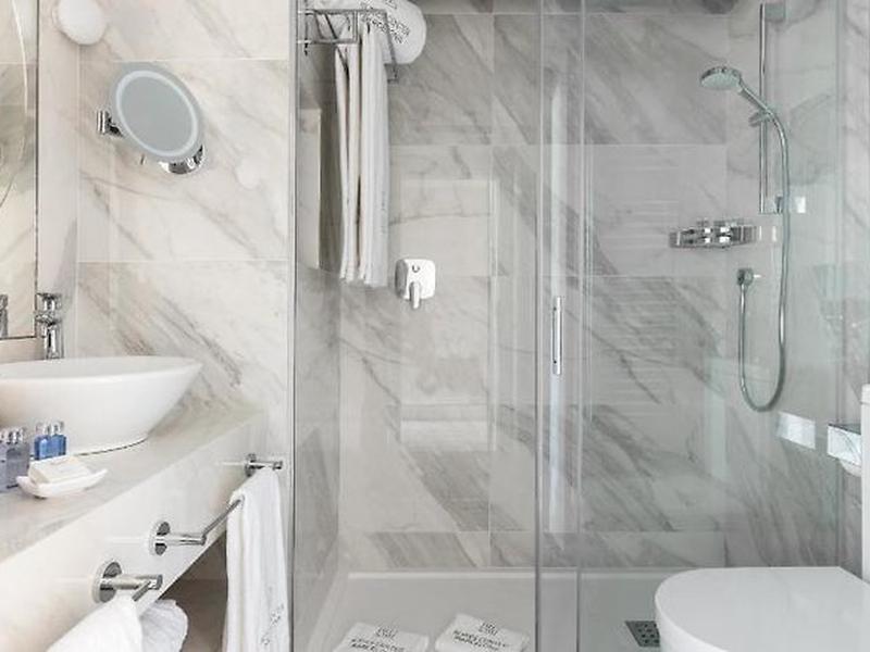 E3517C1873CD306AC06D4000923CE58C