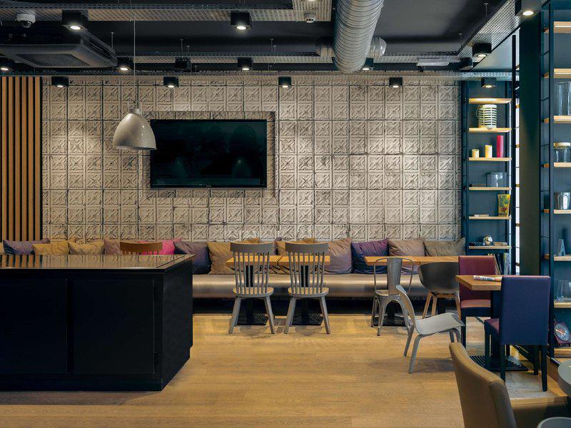 56817403B04B16A7394D2FCB47E9A3D3