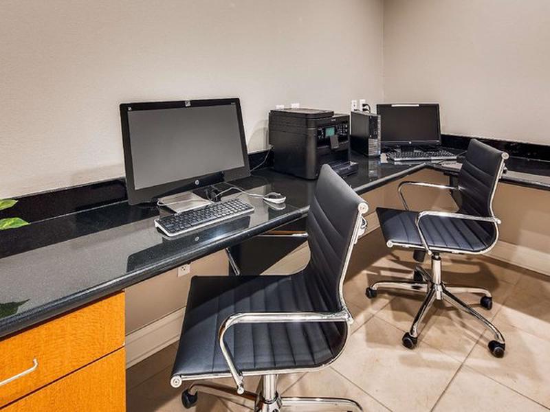 47F98E684DEC38F3A0D3CFB6AEEAC3EC