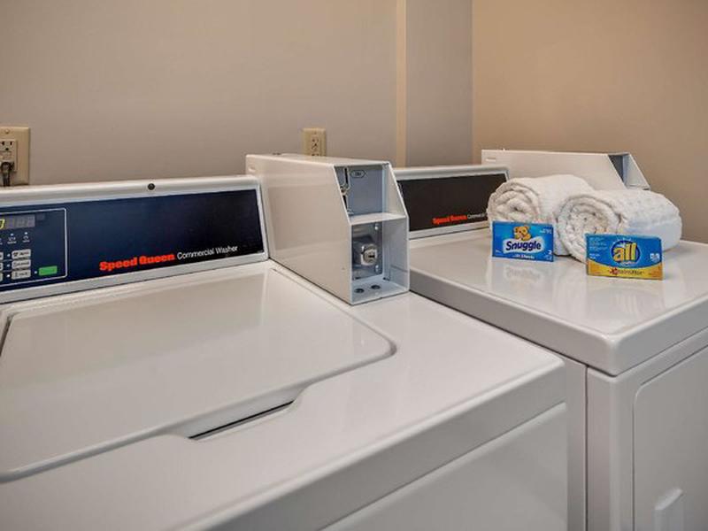 AA5EC1586BFB2C6A6573F47D82C8FF32