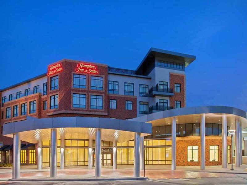 F2C4695EA13BE3ABA9D3BF644401C936