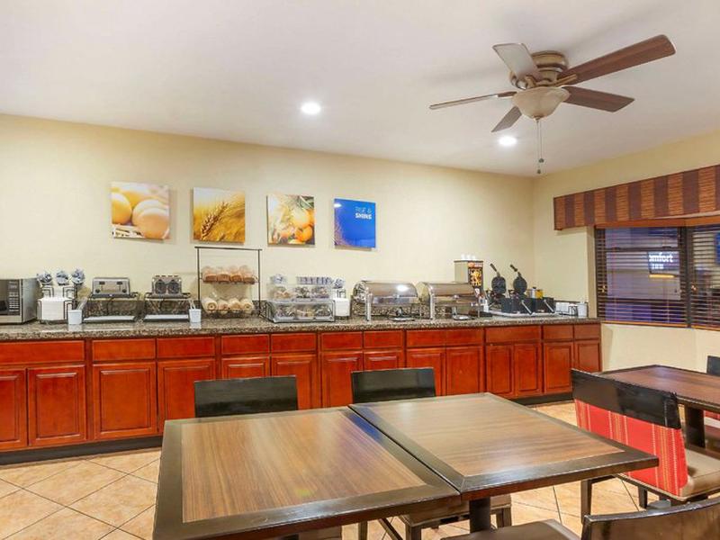 6AC02CAC39C5DC15590D5A286CC87187