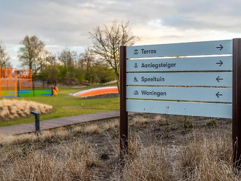 15F49BA1373B1EDC2BEB1271959D21E4