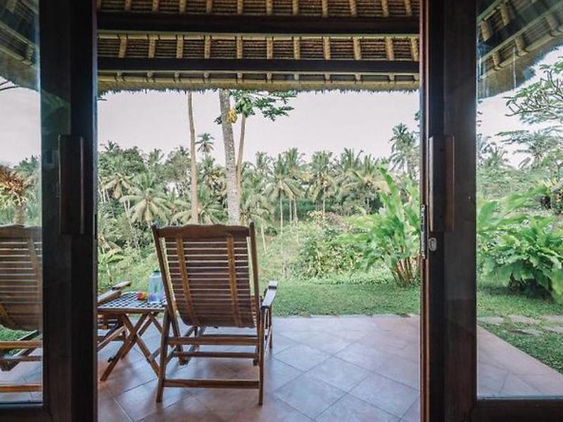 14072A6B37C5AE4D65C65484117D8595