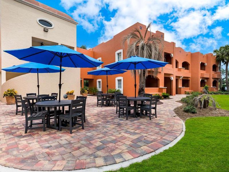 E57C180BB4FEDA86FED27D7440E3A52F