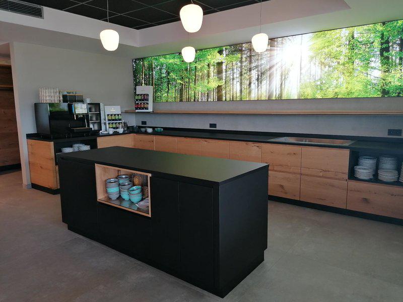 327F83A424BD1C6C8E3A46DBF8655007