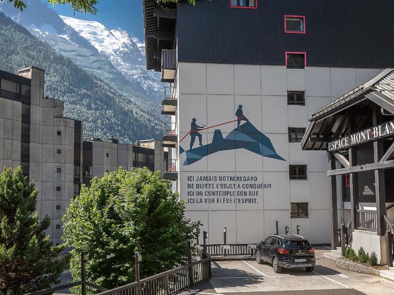 DCDA04ED7B86E56C985BB8DF8D78307B