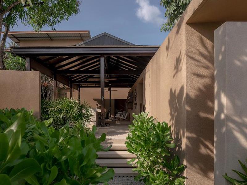 E3102DF8C47C11D9FF405EDA7A50B9A3