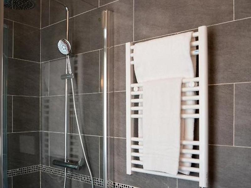 AC20AB143B43DD376D5AC87F411AF32E