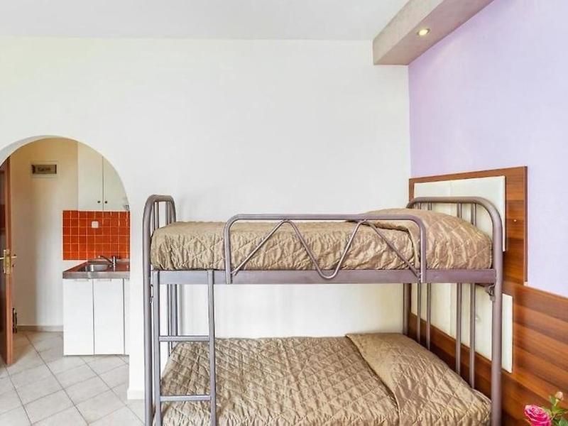 A82211C4D7D4FF4F3991ADB0F10C3FB2