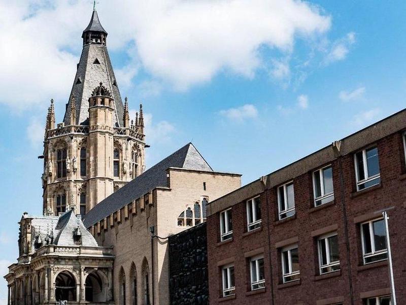 0FC0101B6448210F2CD36F9AE56D346F