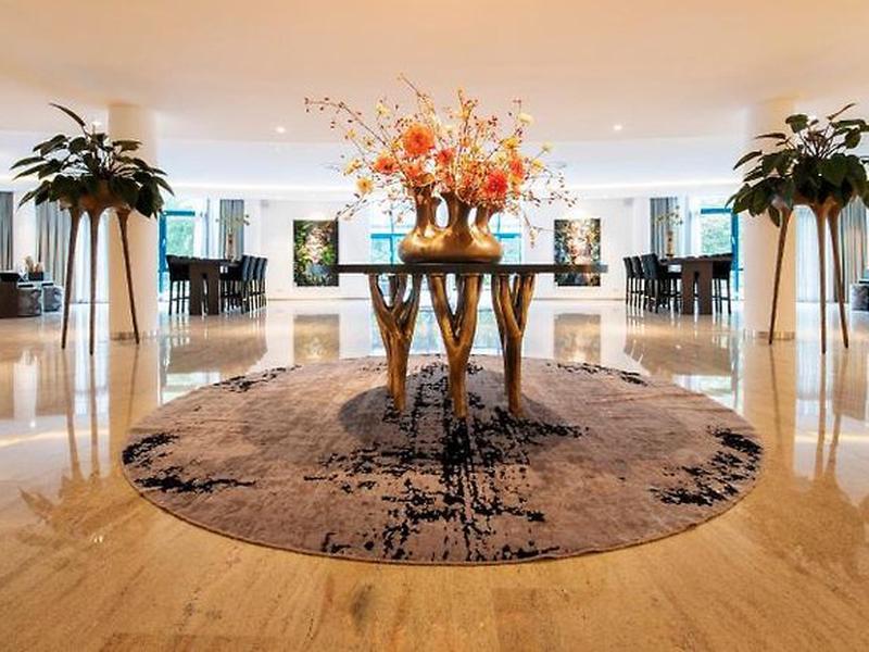 164CBCB619F77F654D87D5986F176907