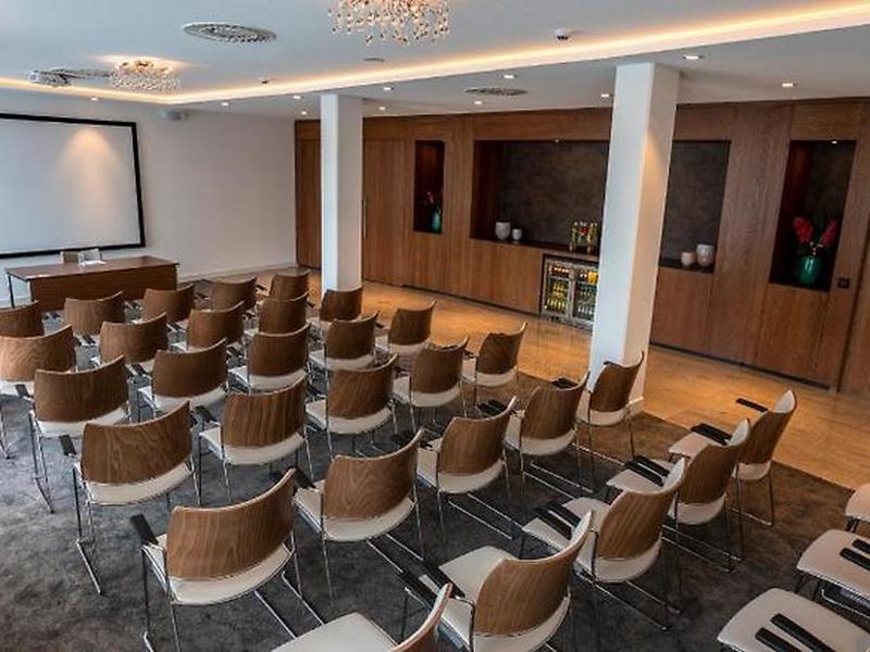 586D49DE099FE66DB877CB6C3E2F185C