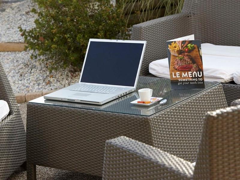 AD211F2EF856148F43318CEEE2A07CF2