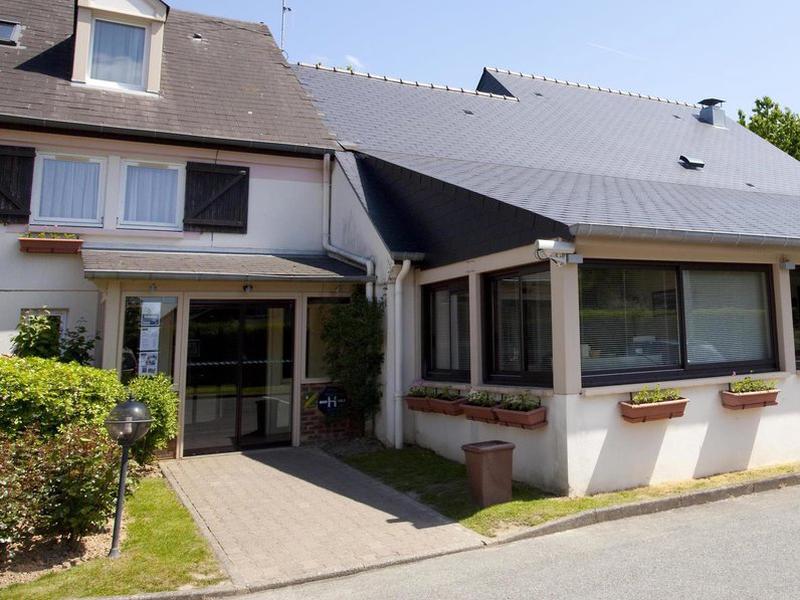 F9089C327028DBA27745A0E2E3F879BB