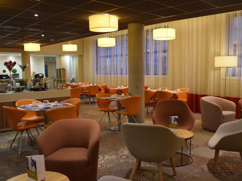 7DA8802E6FE16E30C38194F1540A4A7A