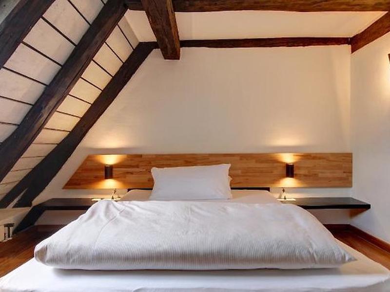 426BA5A94AC81017D0BCA7BF6F9F92F5