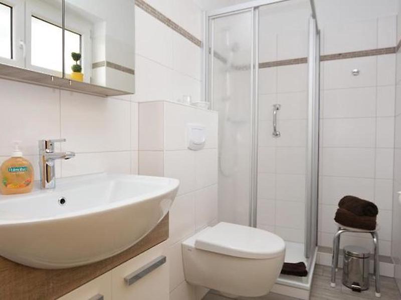 F934A6CA433AE1444B51376771509350