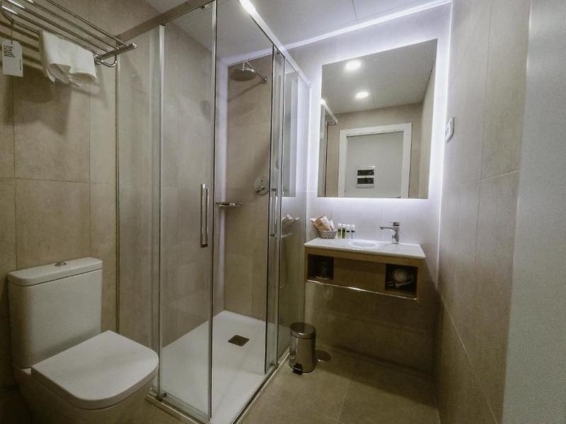 2E2F783CDD8DDFF6B926F7EC7E3E015E