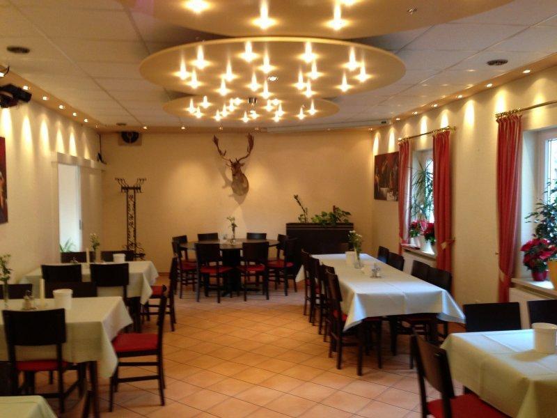 38302BE0970FAA55F7D096DF8C62215B