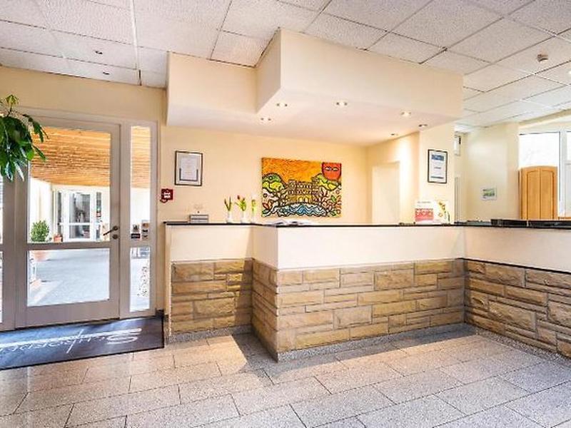 8F15377756AF8439A7FE4BA8AD485C16