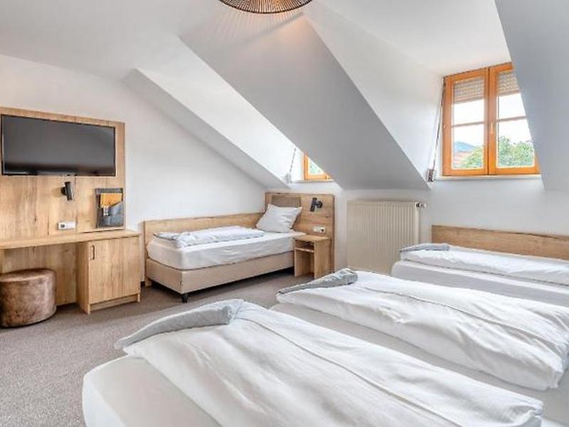 0CF6DD17E7C198D26D80FB096C5DF0D1