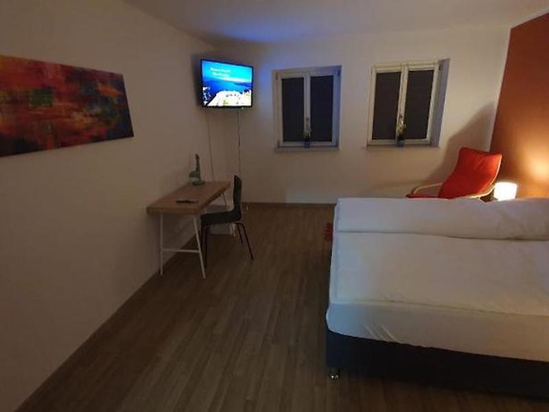 17E1118718FDC52A4C78BFD2F173FFFA