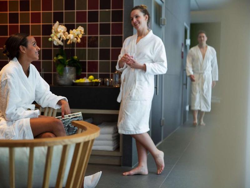 4AEFCA6ACF98FA2FFF6555C1899AD731