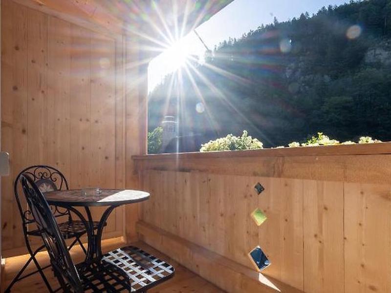 0B0C19EA93DC85D72F306C372F173919