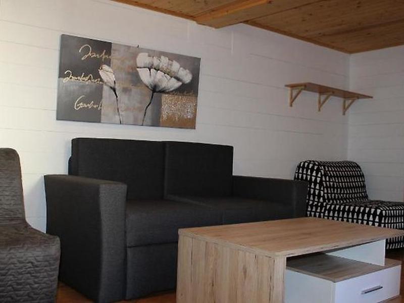 F806CC6CAFC974D0B011583CA7D14132