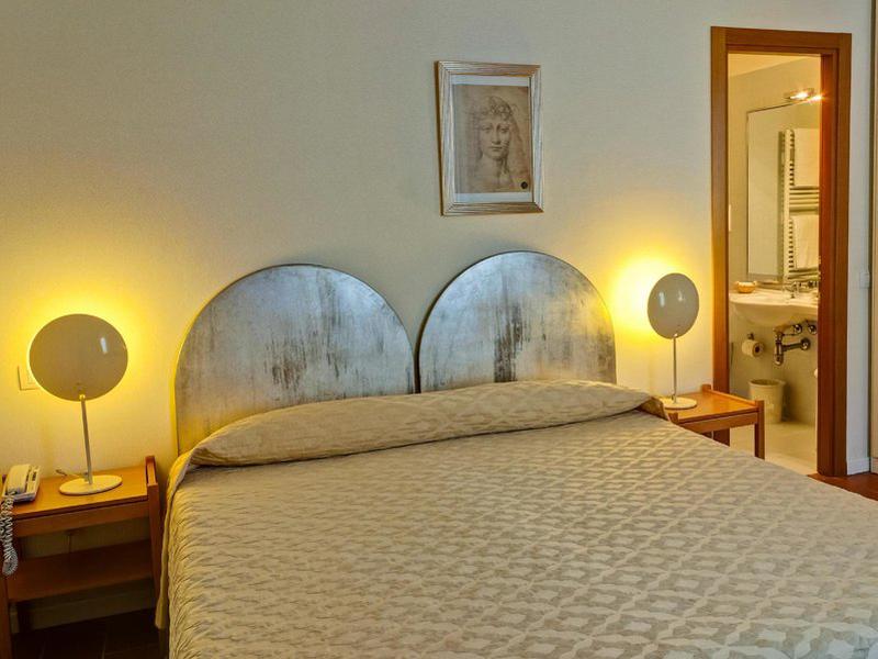 90044799BDE6AA48927C3C54698CDA66