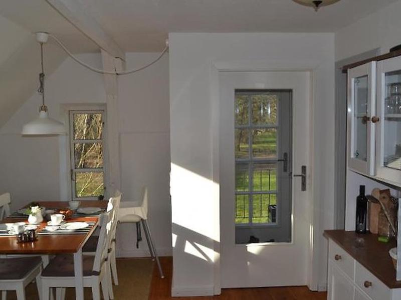 C52B432DA3EF4B932BA43CE9468648BD