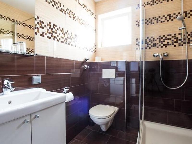 71C471A2DFB24C71648DE264B0547446