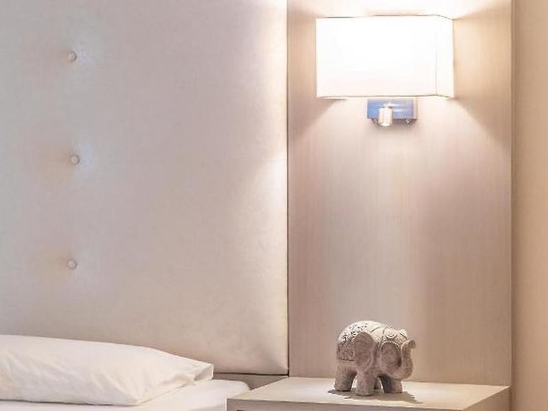 5D3496D6F07F153DF40077822270AF50