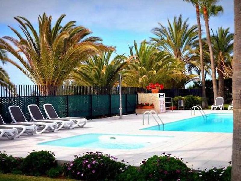 884D2B2200CADF0E8275C9D17604ABC3