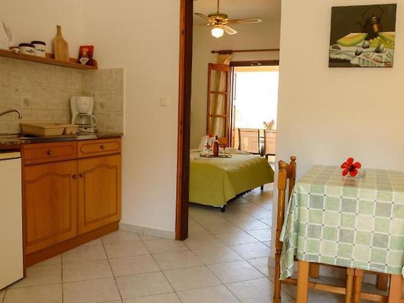 1872F91AB5546B97D4A65FF1322AC5C3