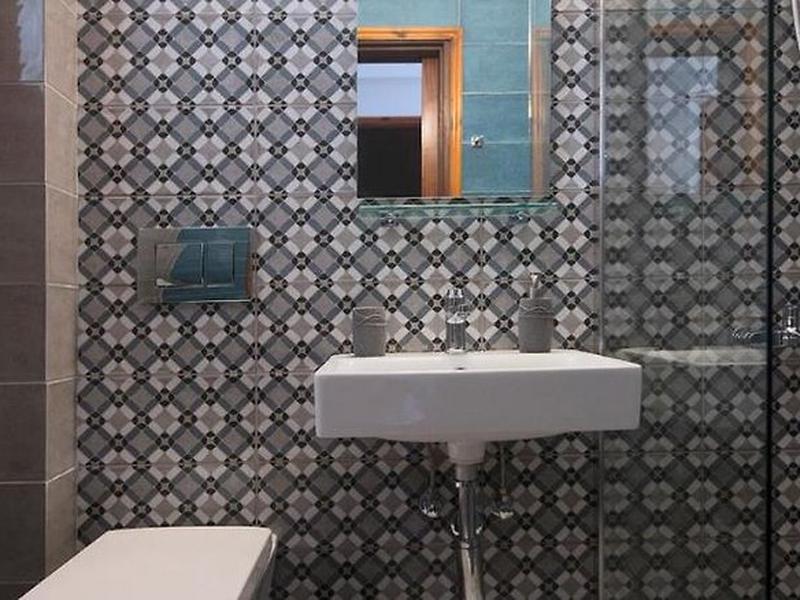 AFAFE33CB07CBD630112F0B1A396B128