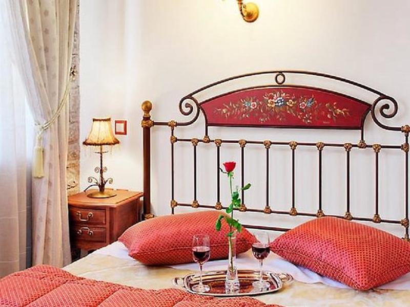 0B9F9F8FBC006E0B1692793F7786817B