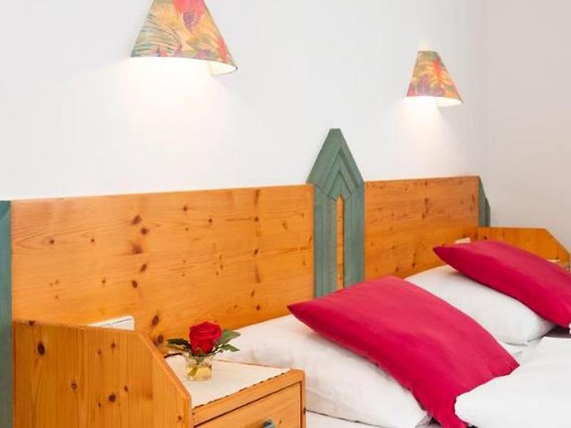 62DDE4EAED9DC3E58B2C5B18DD49747C